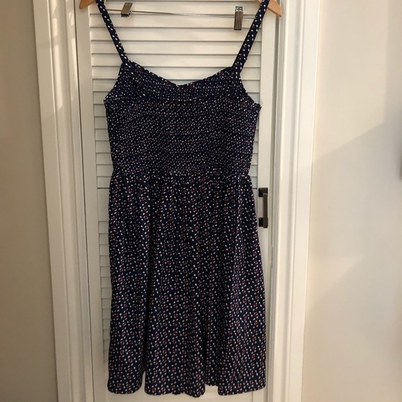 Jolie Dresses & Skirts - ❤️ 3/$30 Jolie midi dress